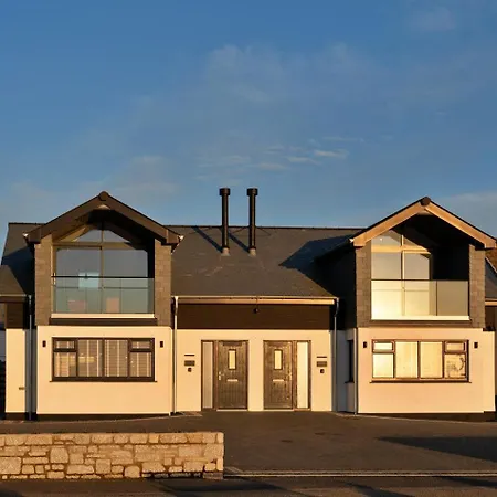Finest Retreats - Point Holiday home